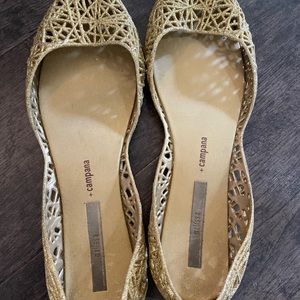 Womens mini Melissa size 10